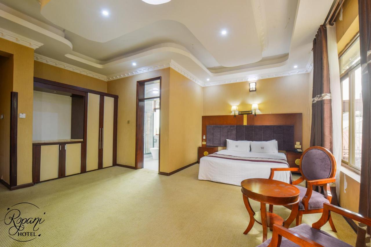 Ropani Hotel Kitende Dış mekan fotoğraf