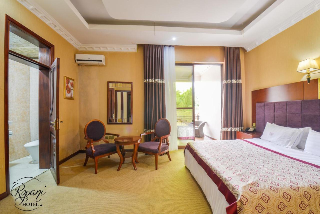 Ropani Hotel Kitende Dış mekan fotoğraf