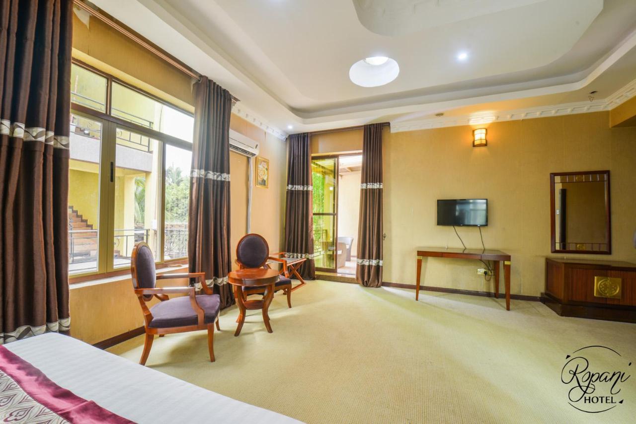 Ropani Hotel Kitende Dış mekan fotoğraf