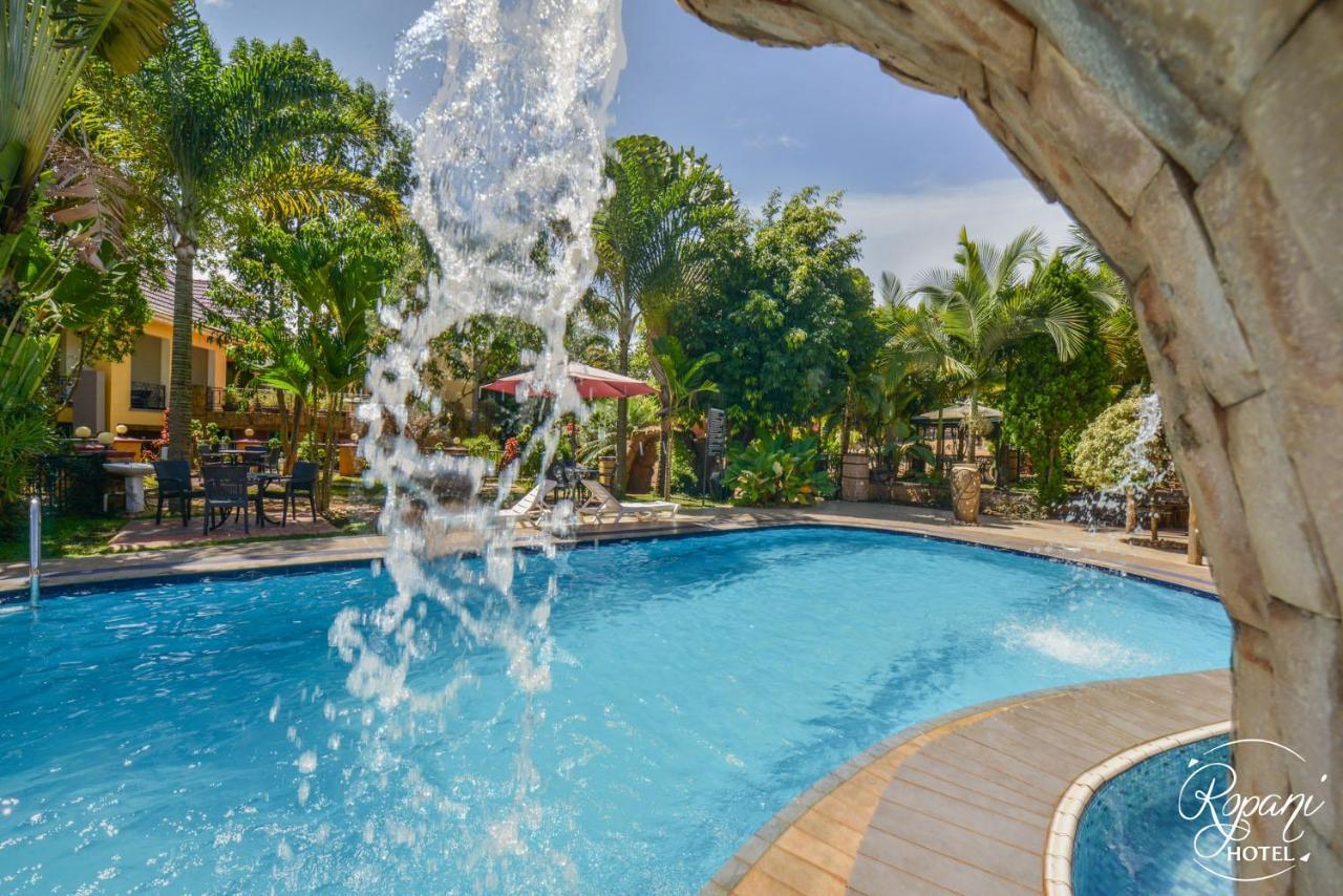 Ropani Hotel Kitende Dış mekan fotoğraf