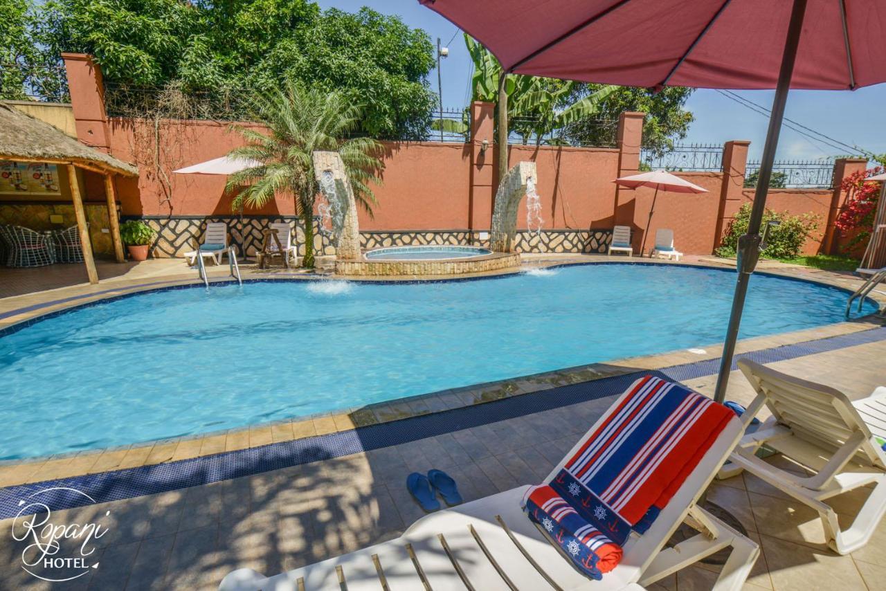 Ropani Hotel Kitende Dış mekan fotoğraf
