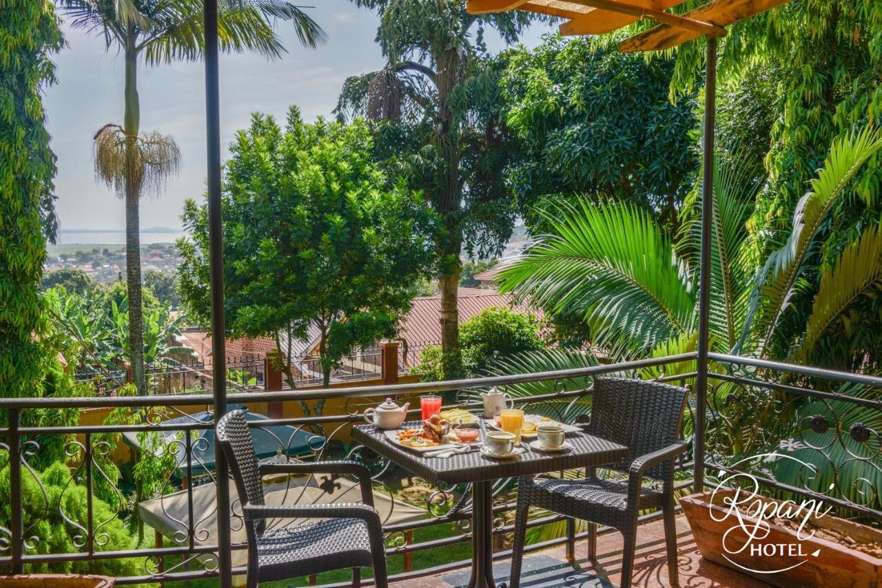 Ropani Hotel Kitende Dış mekan fotoğraf